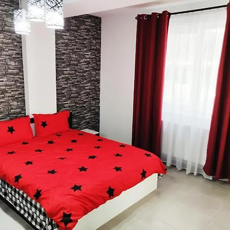 דירה Jolie Suites